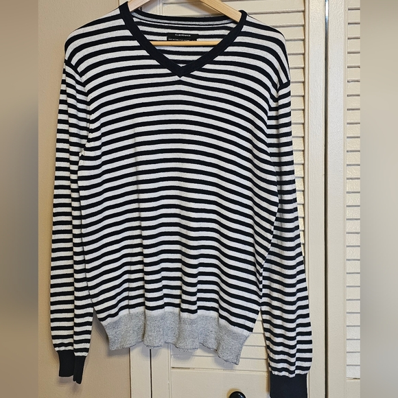 CLUB MONACO, Large,Cotton/ Cashmere Blue /White Striped, V-neck - Picture 1 of 7
